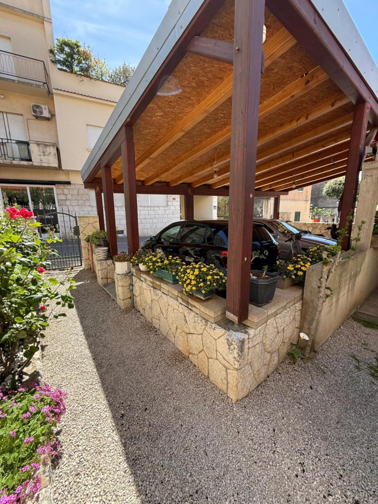 Apartment Batinica シベニク エクステリア 写真