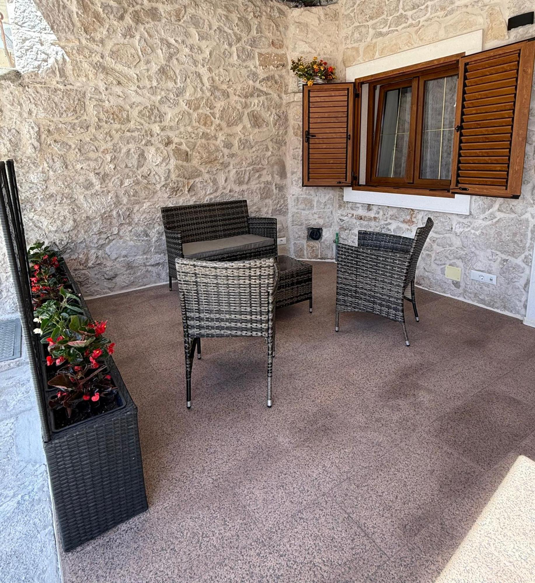 Apartment Batinica シベニク エクステリア 写真