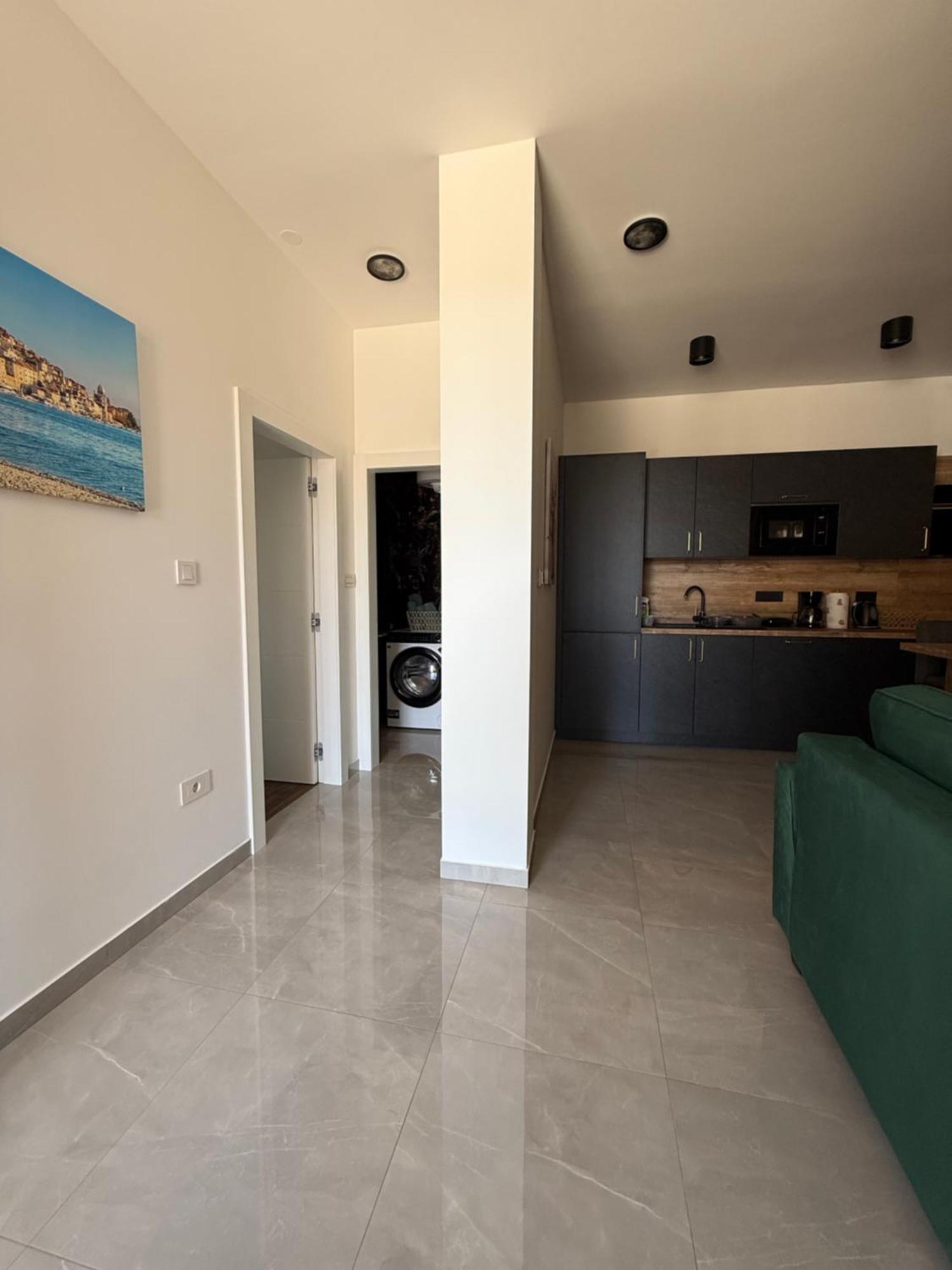 Apartment Batinica シベニク エクステリア 写真