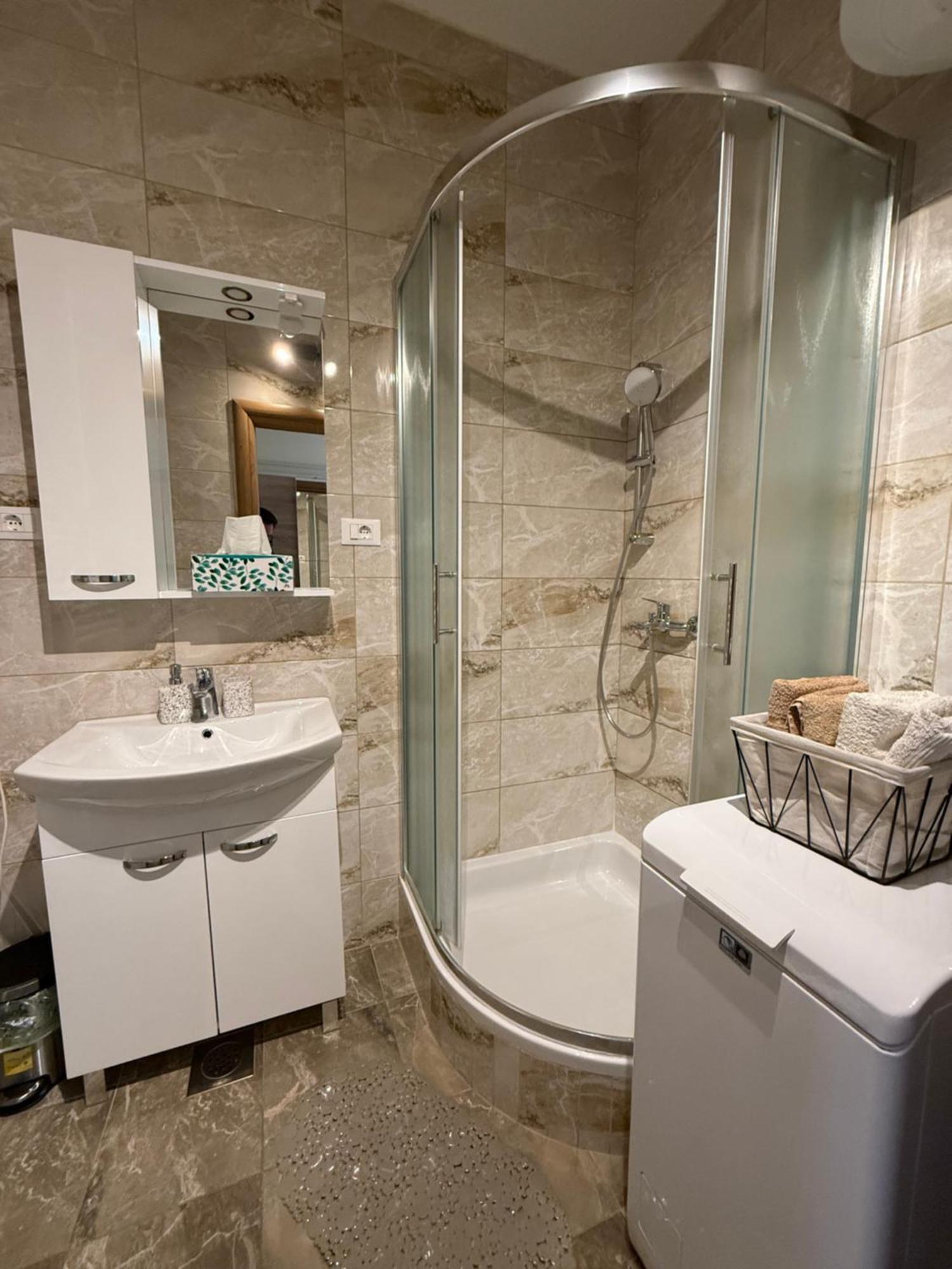 Apartment Batinica シベニク エクステリア 写真